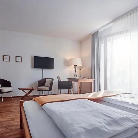 Biohotel Alte Post 4*