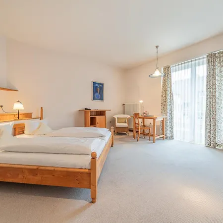 Landhotel Alte Post 3*