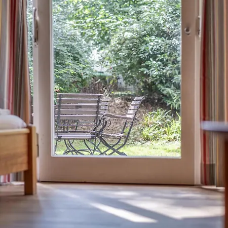 Biohotel Alte Post 4*